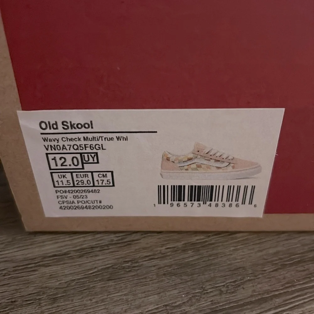 NIB [Vans] Old Skool Shoe Sneaker Tennis Shoes in Multi/True White Kids Sz 12.0 - Picture 15 of 16